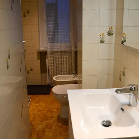 Apartamento Movie Nel Centro Storico Di Asti